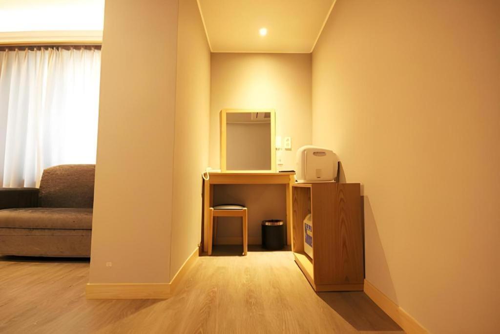 Jeju Sejong Hotel Екстериор снимка