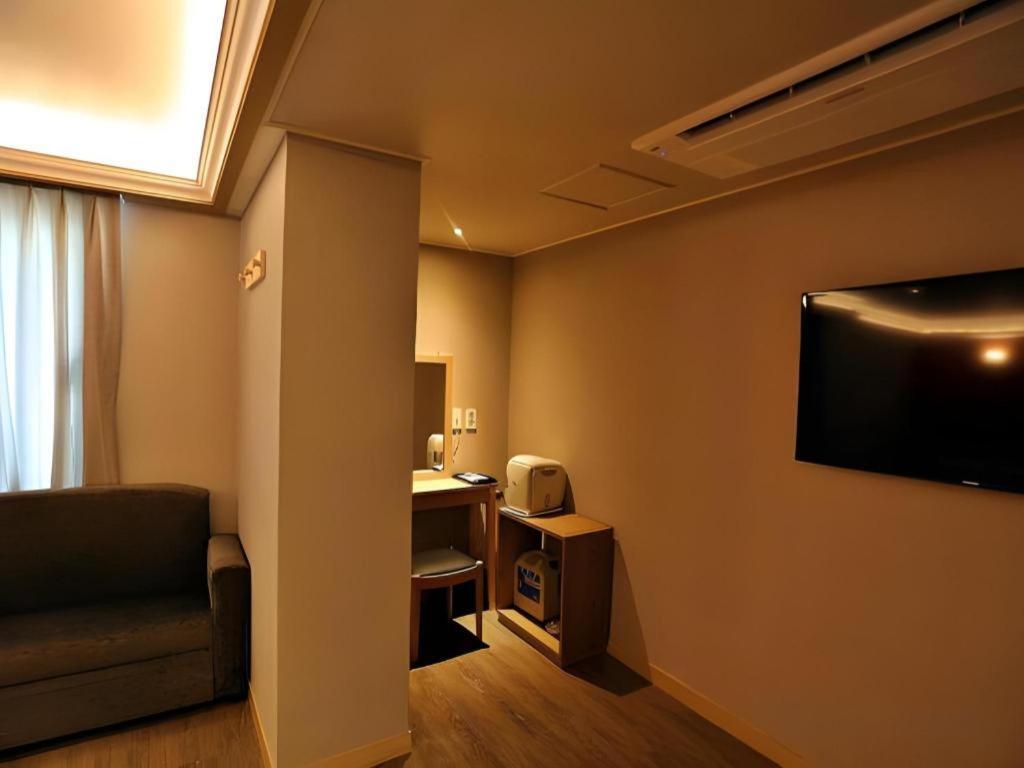 Jeju Sejong Hotel Екстериор снимка