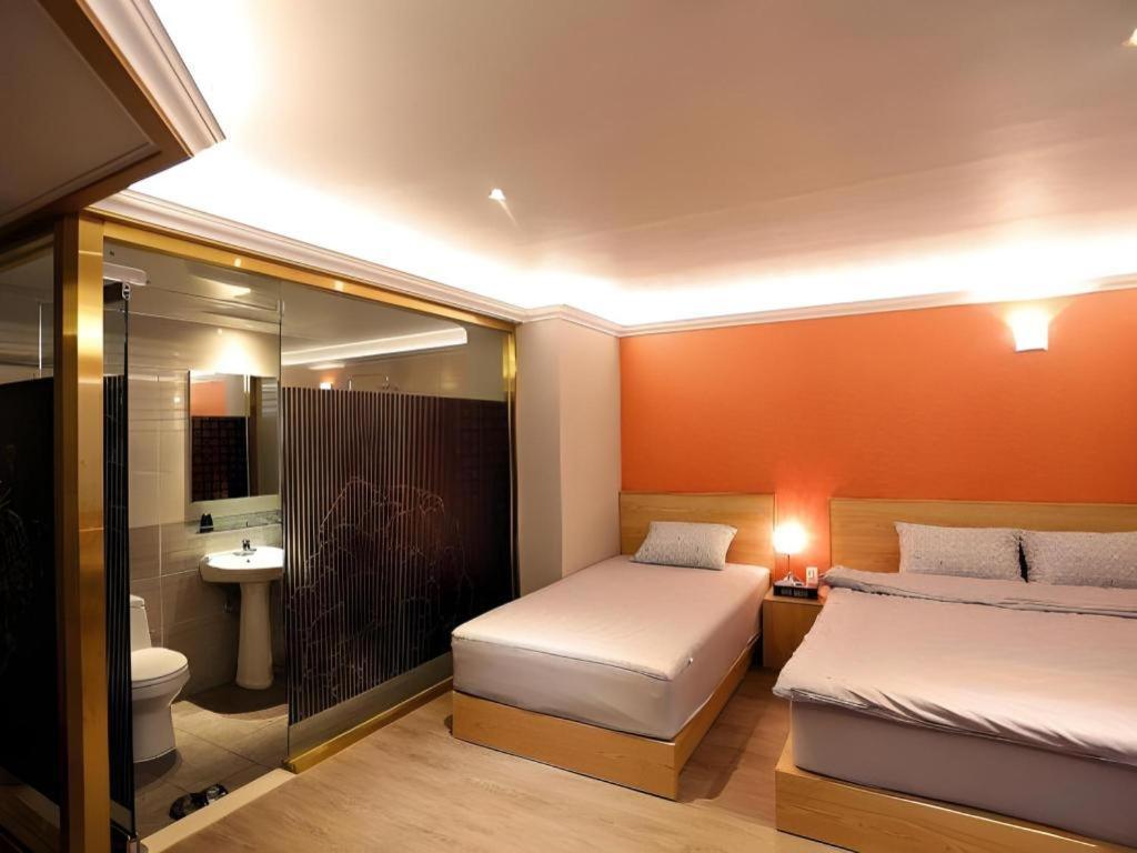 Jeju Sejong Hotel Екстериор снимка