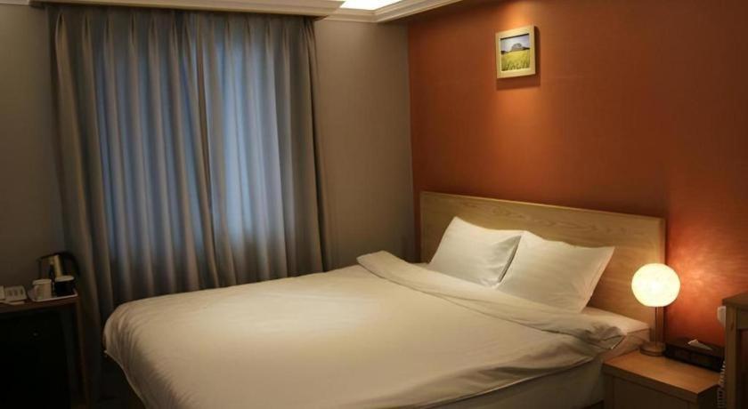 Jeju Sejong Hotel Екстериор снимка