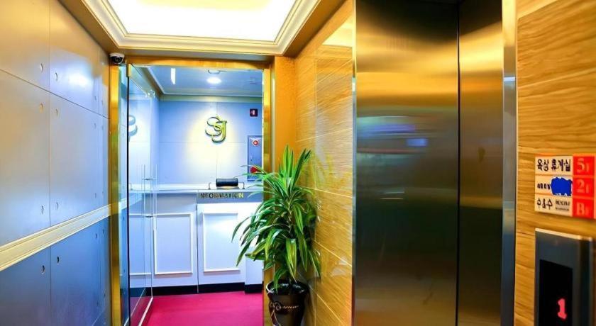 Jeju Sejong Hotel Екстериор снимка