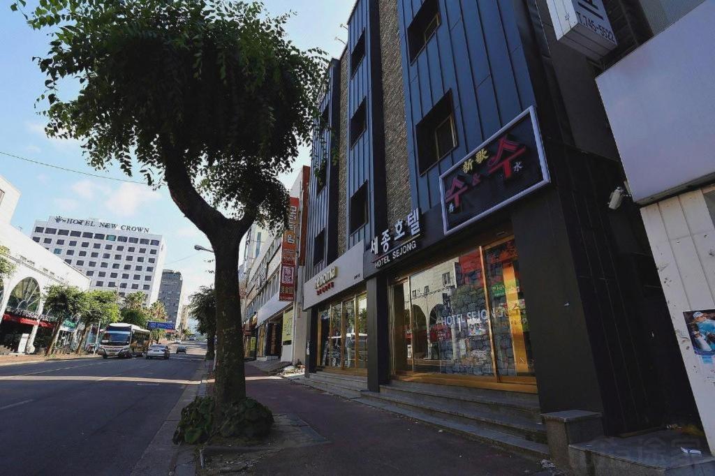 Jeju Sejong Hotel Екстериор снимка